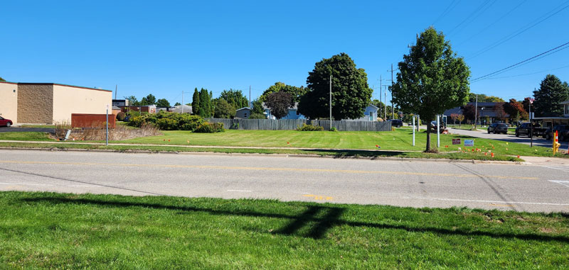 Cutlers Crossing back